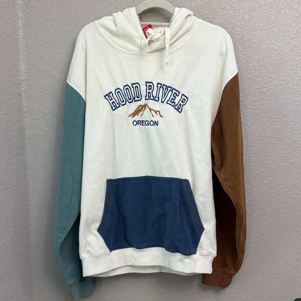 Souvenirs Northern Hood River Oregon Color Block Pull Over Fleece Hoodie Medium